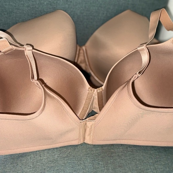 Vanity Fair Light Beige Bra 44D - Picture 6 of 15
